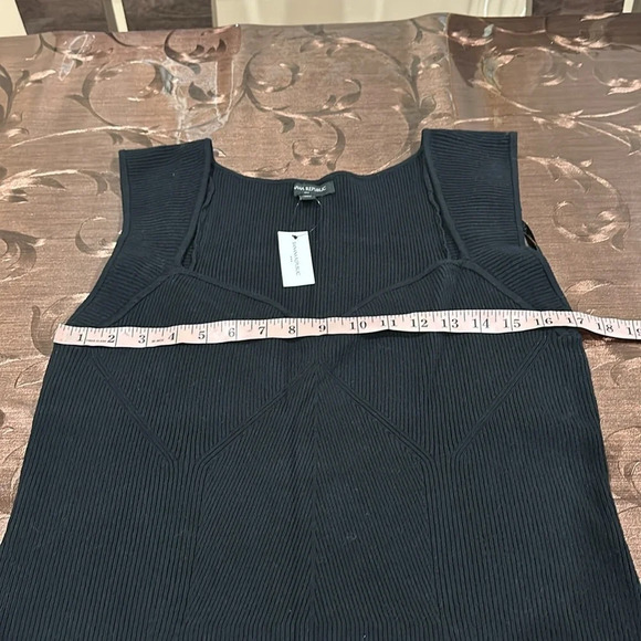 Banana Republic factory SWEETHEART MIDI SWEATER DRESS - Picture 2 of 7